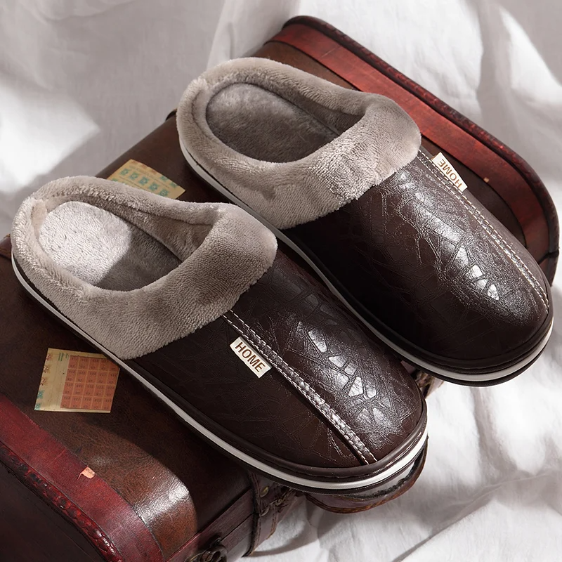 Lino Gevoerde Pantoffels met Pluche Rand