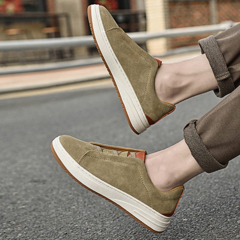 Aurelio Suede Runner – Minimalistisch, Luxe & Tijdloos