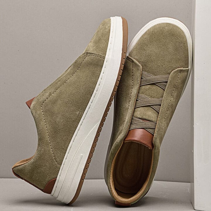Aurelio Suede Runner – Minimalistisch, Luxe & Tijdloos